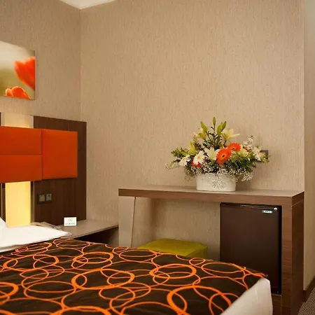 Hotell Birbey 2*